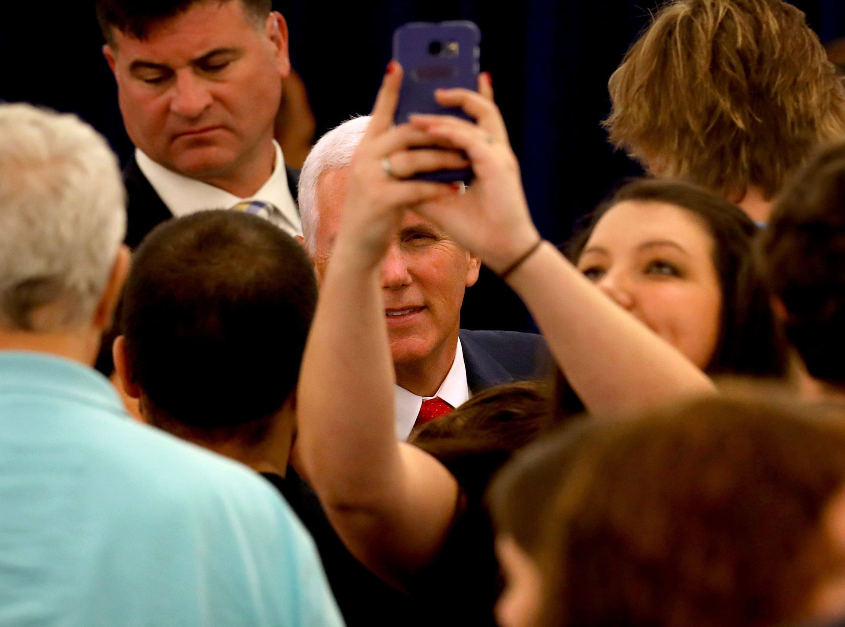 Mike Pence address tax policy panel in St. Louis